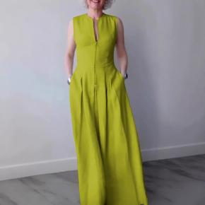  Women's Solid Color Sleeveless A-Line Dress High Waist Long Dress